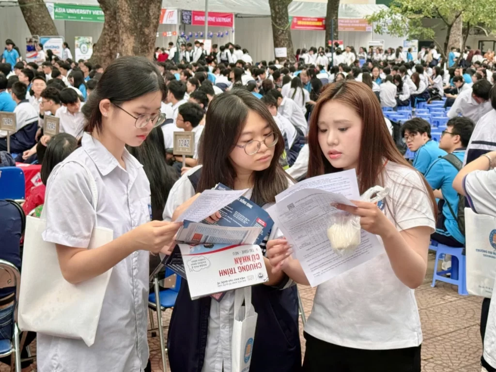 Mức quy đổi IELTS tại hơn 50 trường đại học ở Việt Nam